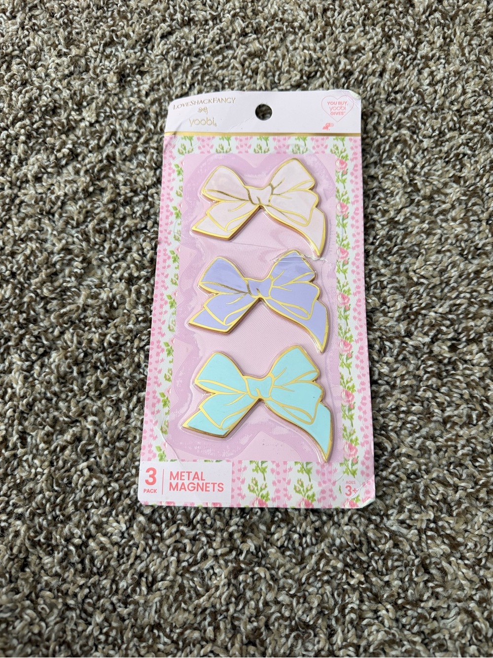 LoveShackFancy Yoobi Bow Metal Magnets